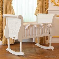 berço : quarto de bebê